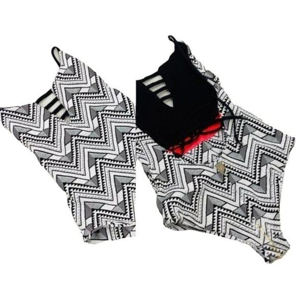 Maaji Womens Colorblock Reversible One-Piece Swimsuit Large - Picture 6 of 8